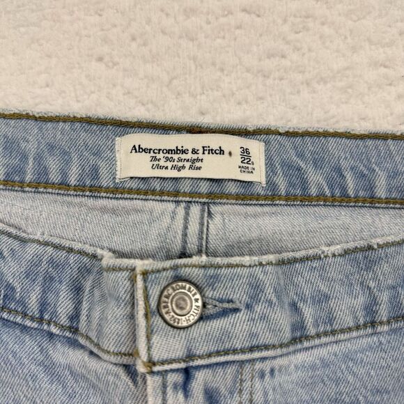 Abercrombie & Fitch Jeans Women's 36/22S Blue 90s Straight Ultra High Rise Denim - Picture 2 of 13